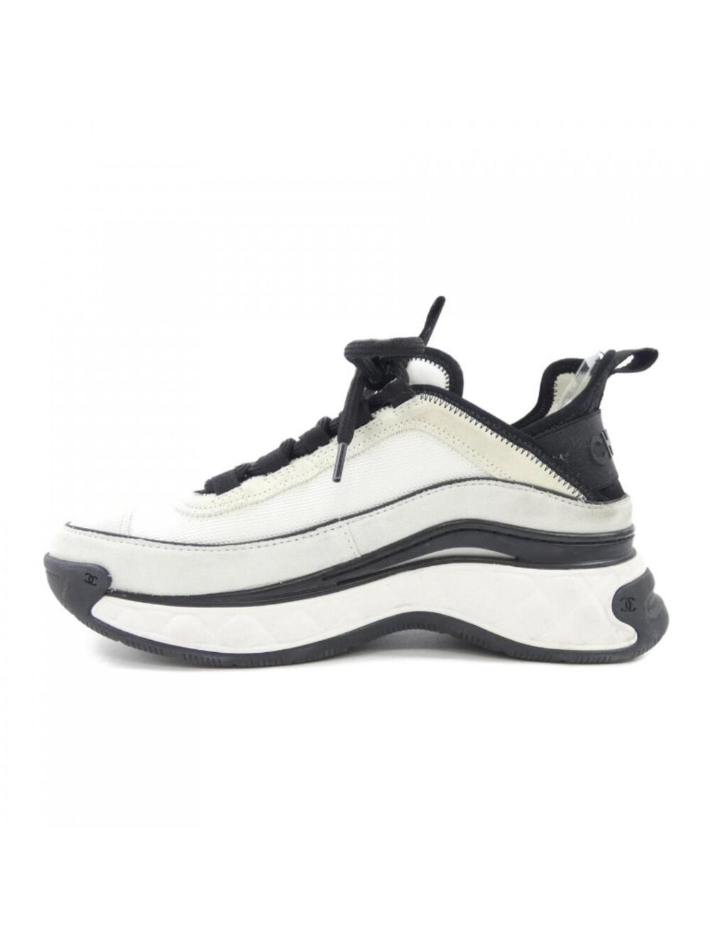 Chanel Sneakers White - Picture 2 of 6